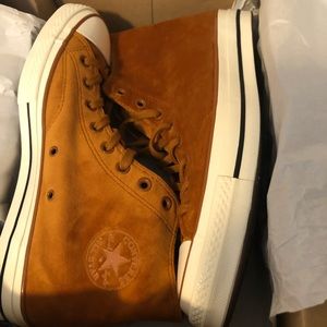 ❤️sold❤️ Velvet Sienna Chuck 70